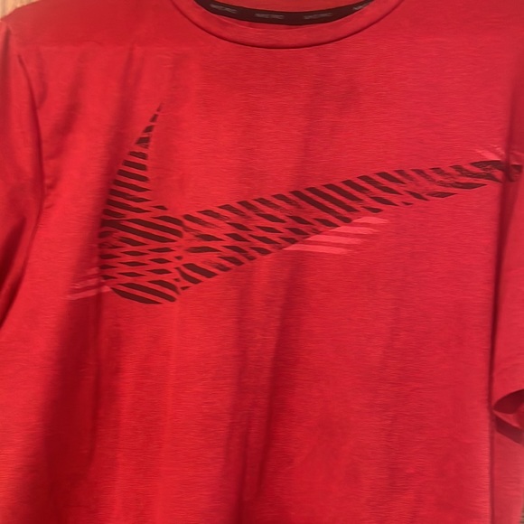 Nike men’s T-shirt - Picture 2 of 4
